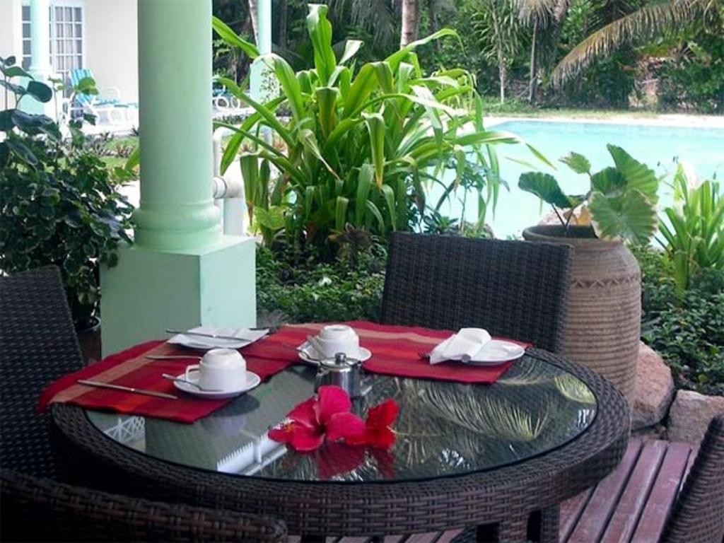 Palm Beach Hotel Grand Anse (Praslin) Exterior foto